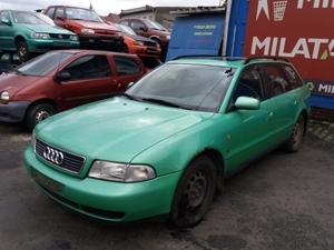 AUDI A4 1.9 TDI na díly